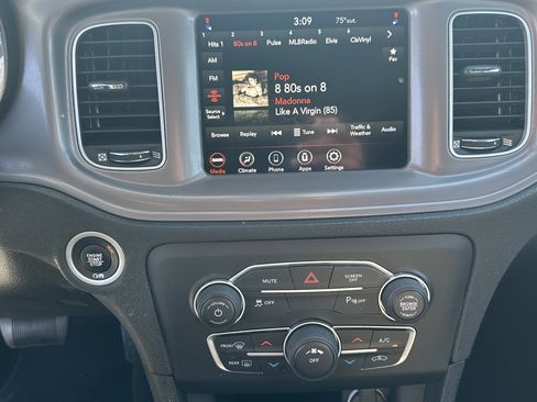 Used 2023 Dodge Charger SXT image 28