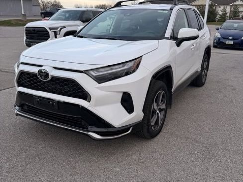 Certified 2025 Toyota RAV4 SE image 2