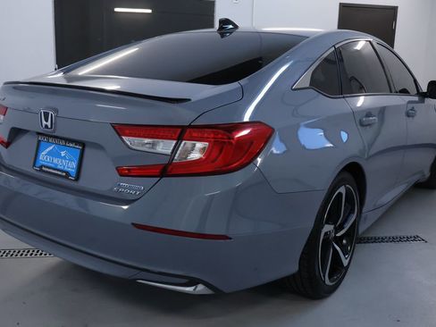 Used 2022 Honda Accord Sport image 7