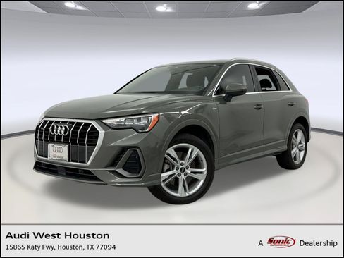 Certified 2021 Audi Q3 2.0T Premium w/ Convenience Package AWD/4WD image 1