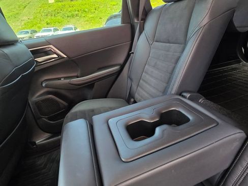 Used 2022 Mitsubishi Outlander SE AWD/4WD image 12