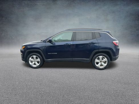 Used 2018 Jeep Compass Latitude w/ Popular Equipment Group image 11