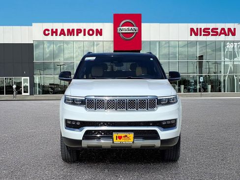 Used 2023 Jeep Grand Wagoneer Series III w/ Rear Seat Video Group 1 image 2