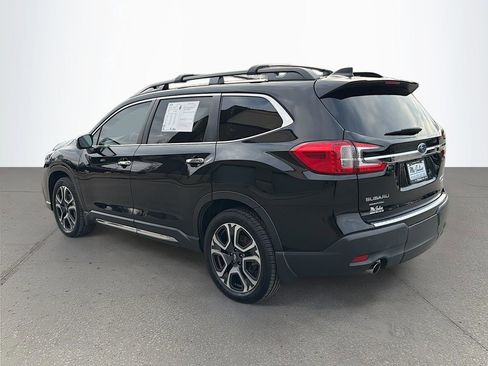 Used 2023 Subaru Ascent Touring image 7