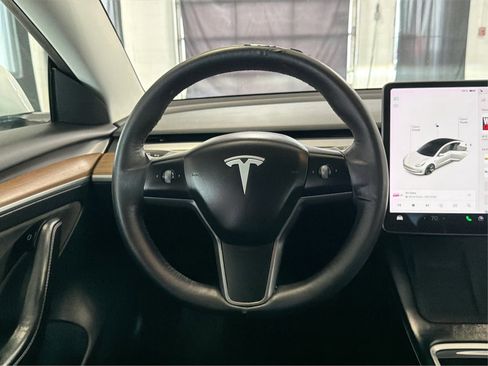 Used 2021 Tesla Model 3 Standard Range Plus RWD image 22
