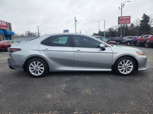 Used 2023 Toyota Camry LE FWD image 8