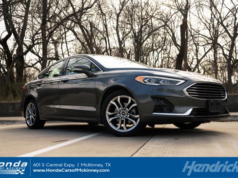 Used 2019 Ford Fusion SEL image 1