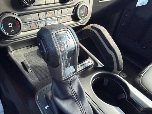 New 2026 Ford Bronco Badlands image 24