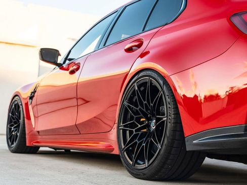 Used 2023 BMW M3 Competition w/ M Carbon Exterior Package AWD/4WD image 29