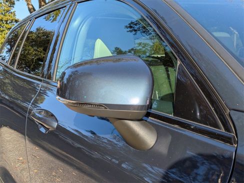 Certified 2023 Volvo V60 B5 Cross Country Ultimate w/ Climate Package image 12