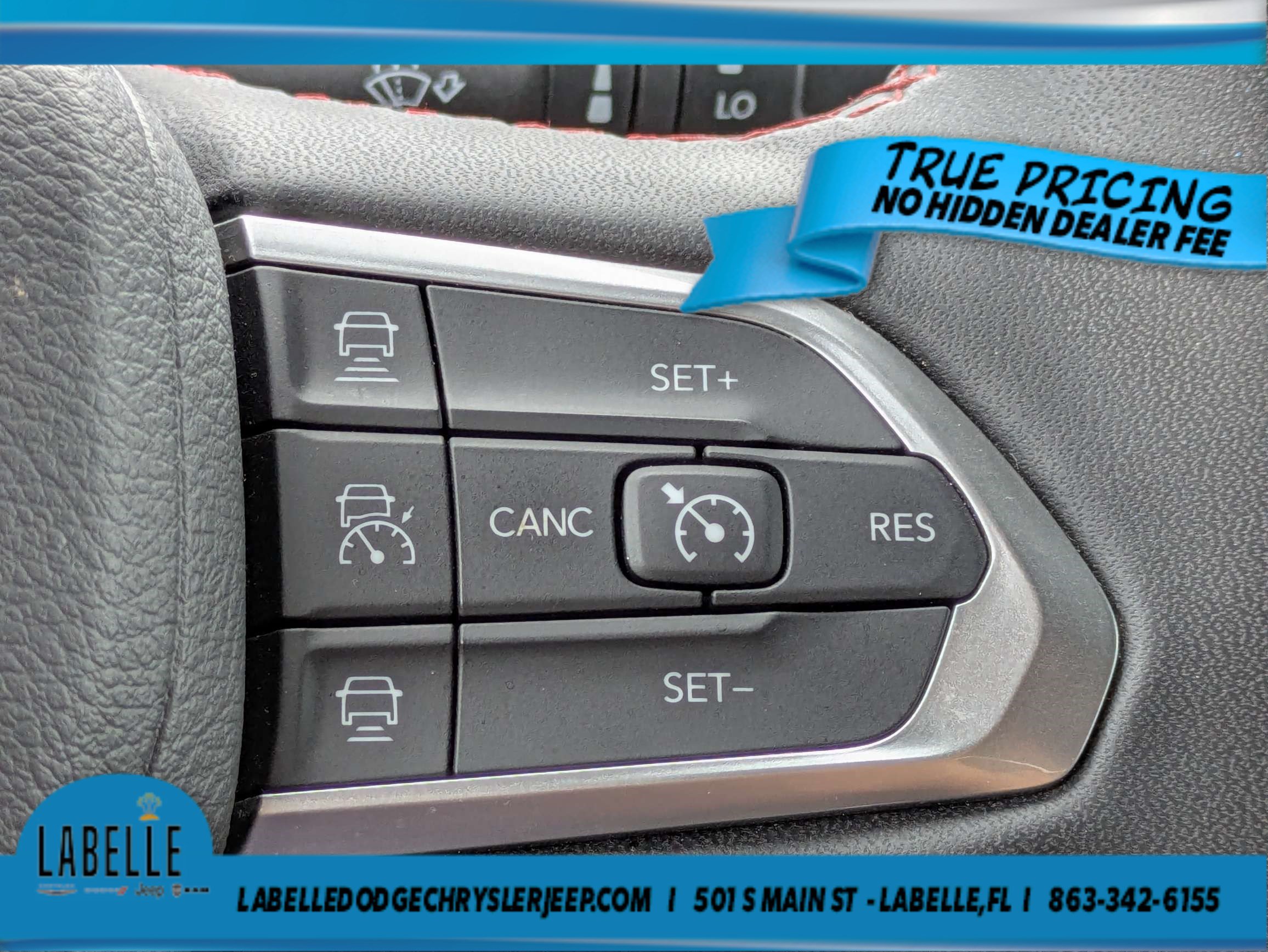 Used 2025 Jeep Compass Trailhawk w/ Trailhawk Elite Group AWD/4WD image 29