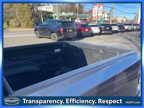 Certified 2024 Nissan Frontier SV image 12