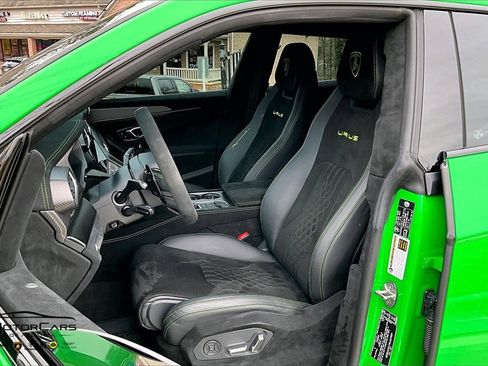 Used 2024 Lamborghini Urus Performante image 23