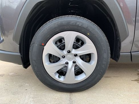 New 2025 Toyota RAV4 LE image 31