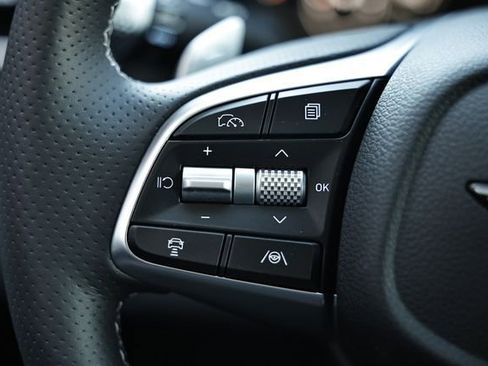 New 2026 Genesis G70 2.5T Prestige image 35