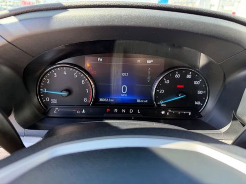 Used 2023 Ford Explorer XLT w/ Equipment Group 202A RWD image 28