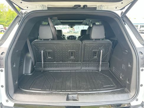 Certified 2023 Chevrolet Traverse Premier w/ Redline Edition image 16