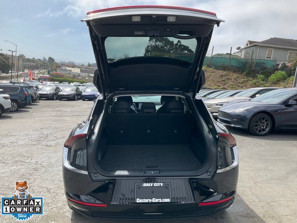 Used 2024 Kia EV6 Wind RWD image 11