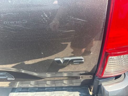 Used 2019 Toyota Tacoma TRD Off-Road w/ TRD Premium Off Road Package AWD/4WD image 13