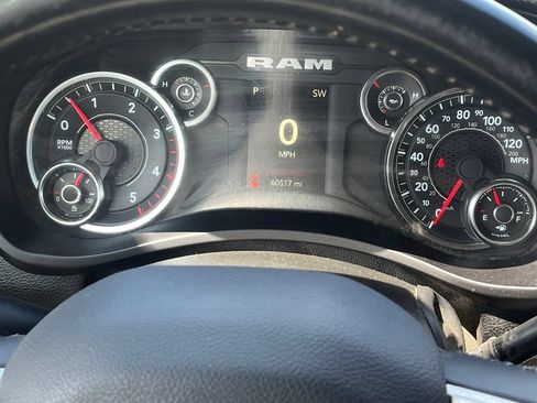 Used 2024 RAM 2500 Big Horn AWD/4WD image 25