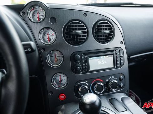 Used 2010 Dodge Viper ACR RWD image 16