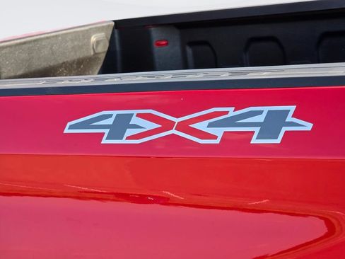 Used 2024 Chevrolet Silverado 1500 LT AWD/4WD image 11