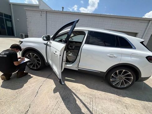 Used 2020 Lincoln Nautilus Reserve w/ Equipment Group 201A FWD image 31