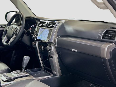 Used 2023 Toyota 4Runner SR5 Premium image 29