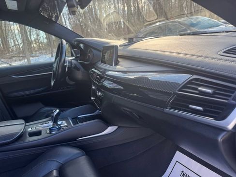 Used 2018 BMW X6 M image 24