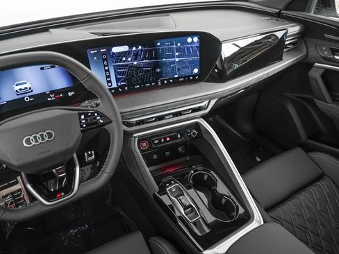 New 2026 Audi SQ5 Premium Plus AWD/4WD image 17