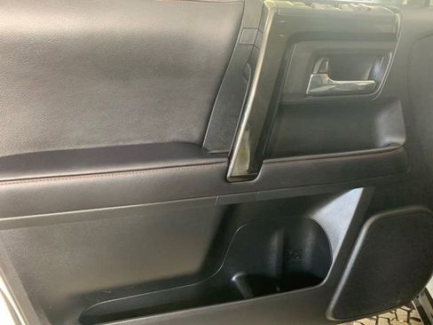 Used 2023 Toyota 4Runner TRD Off-Road Premium w/ Moonroof Package AWD/4WD image 29
