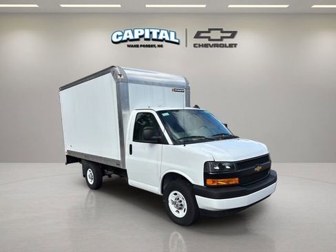 New 2024 Chevrolet Express 3500 w/ Power Convenience Package RWD image 6