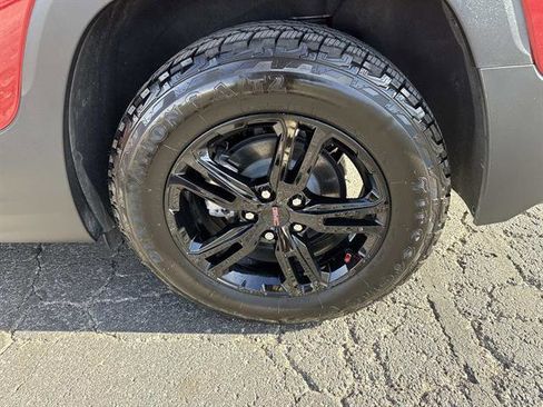 Used 2024 GMC Terrain AT4 image 35
