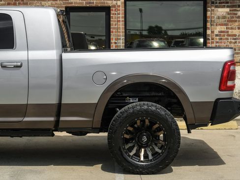 Used 2023 RAM 2500 Limited AWD/4WD image 19