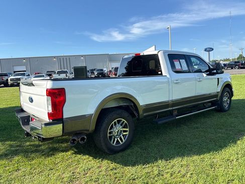 Used 2018 Ford F250 Lariat w/ Lariat Value Package RWD image 8