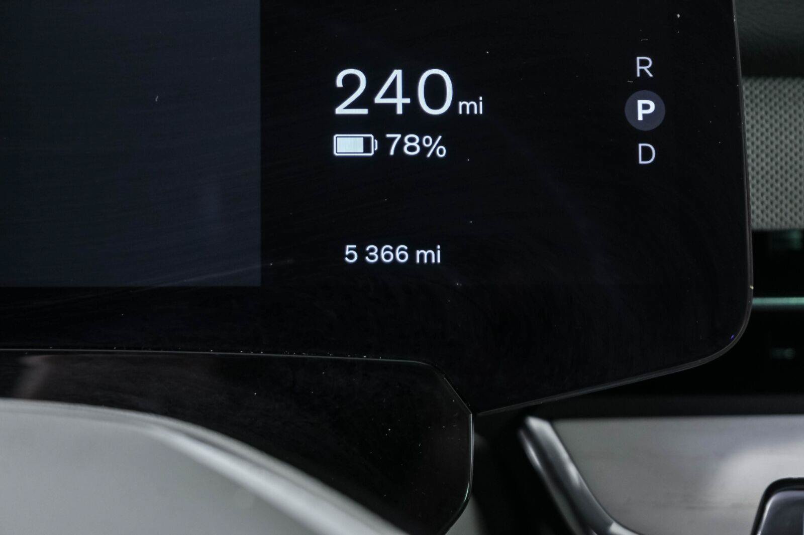 Certified 2025 Volvo EX90 Ultra AWD/4WD image 12