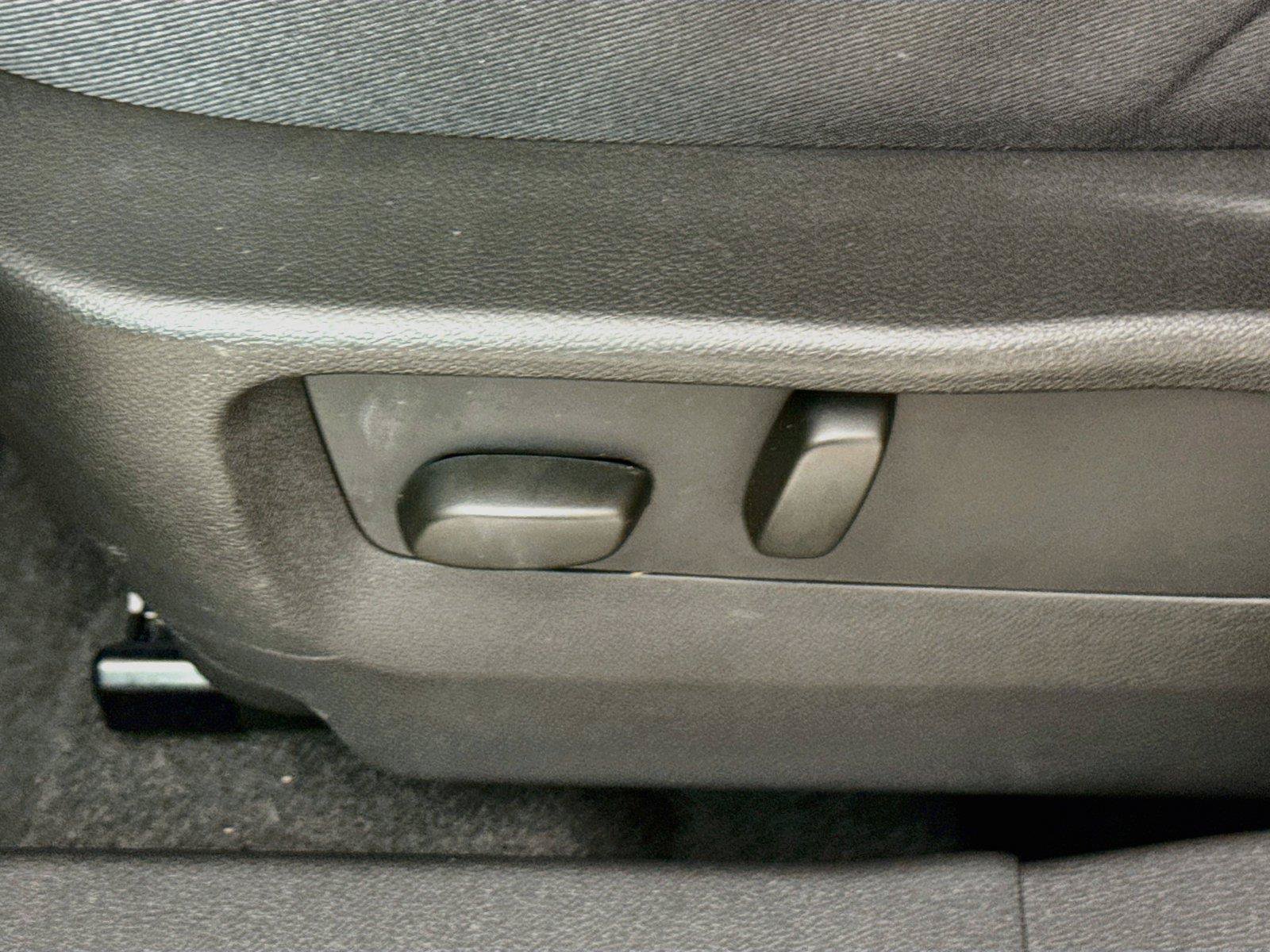 Used 2023 Buick Envision Preferred AWD/4WD image 22