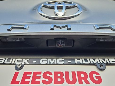 Used 2024 Toyota Camry SE image 40