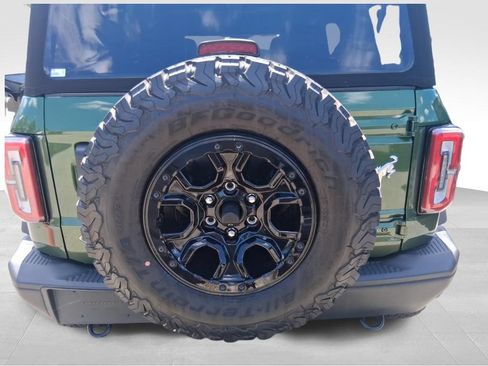 Used 2023 Ford Bronco Badlands AWD/4WD image 4
