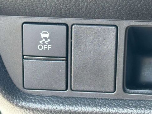 Certified 2024 Honda HR-V LX image 16