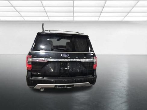 Used 2018 Ford Expedition Max Limited w/ Equipment Group 302A AWD/4WD image 6