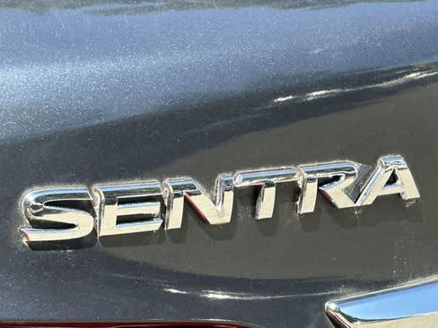 Used 2013 Nissan Sentra SL w/ Premium Pkg FWD image 19