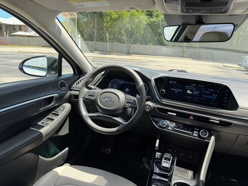 Used 2020 Hyundai Sonata Limited FWD image 25