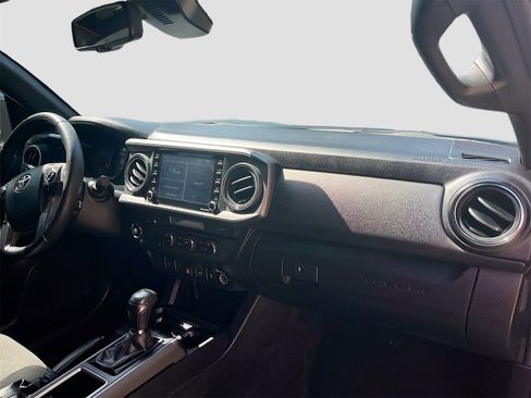 Used 2023 Toyota Tacoma TRD Sport image 26