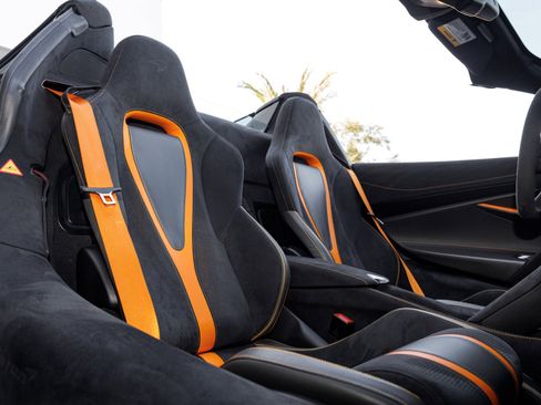 Used 2020 McLaren 720S Performance image 49