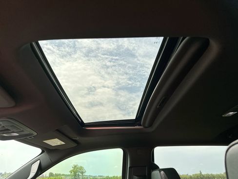 Used 2024 Chevrolet Silverado 1500 High Country w/ High Country Premium Package image 22