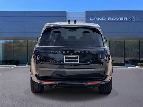 New 2026 Land Rover Range Rover SE image 5