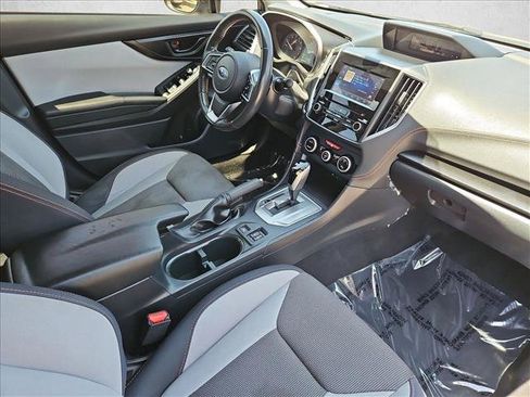 Used 2020 Subaru Crosstrek 2.0i Premium w/ Moonroof Package 2 AWD/4WD image 28