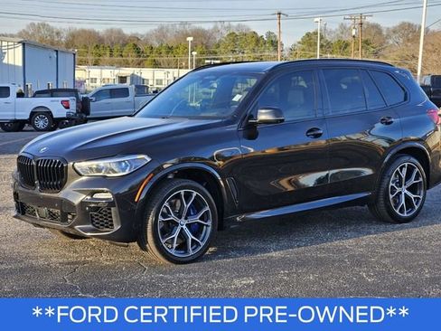 Used 2020 BMW X5 M50i image 3