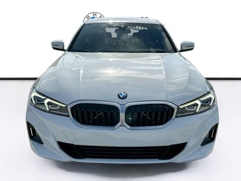 Certified 2023 BMW 330i Sedan RWD image 2